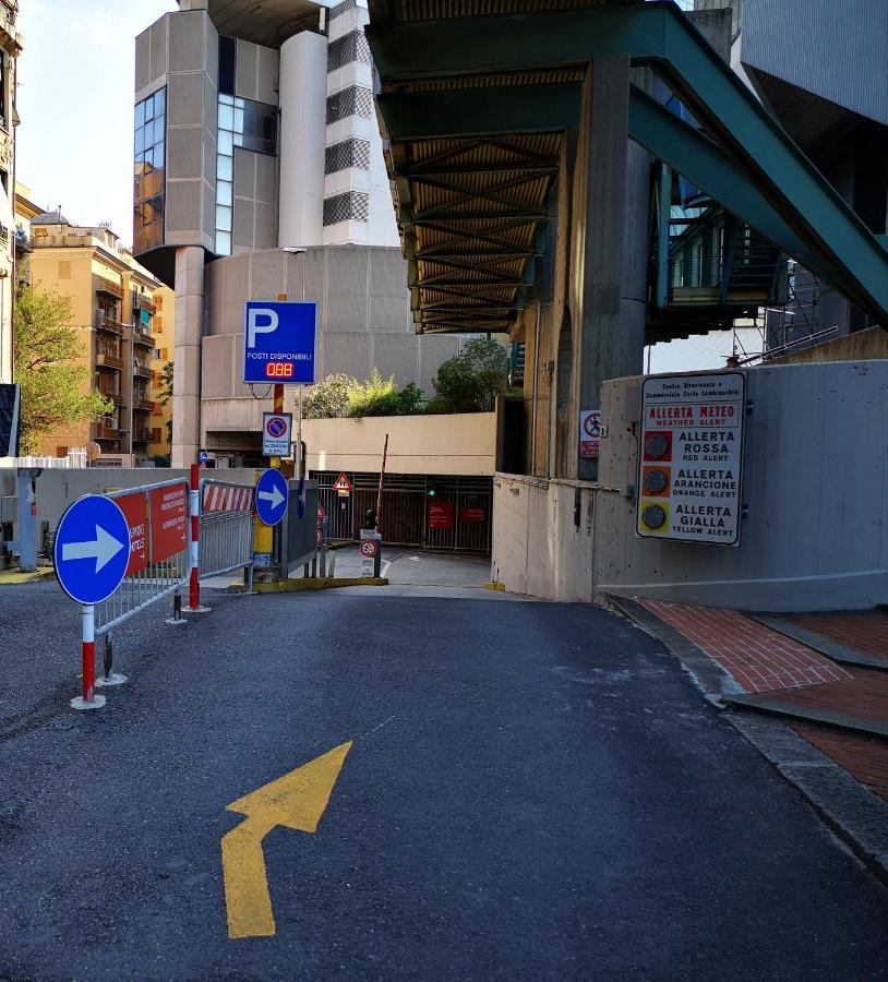 Corte Lambruschini Central Apartment With Free Covered Parking Genoa Bagian luar foto
