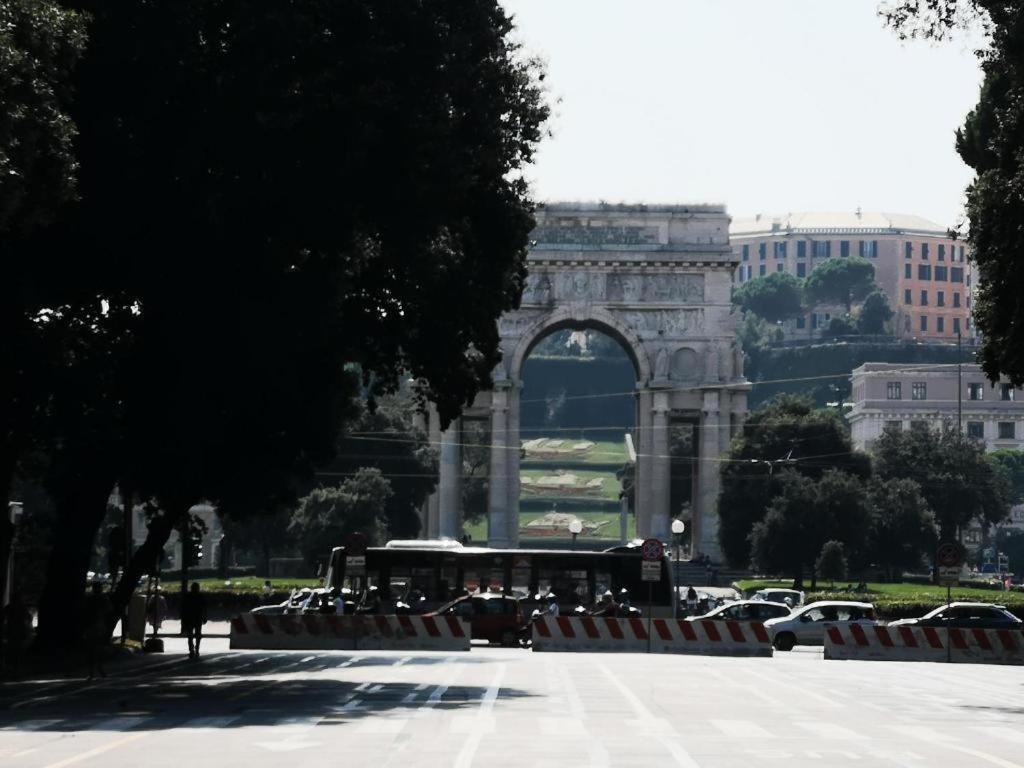 Corte Lambruschini Central Apartment With Free Covered Parking Genoa Bagian luar foto