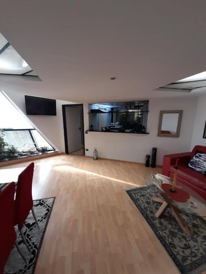 Corte Lambruschini Central Apartment With Free Covered Parking Genoa Bagian luar foto